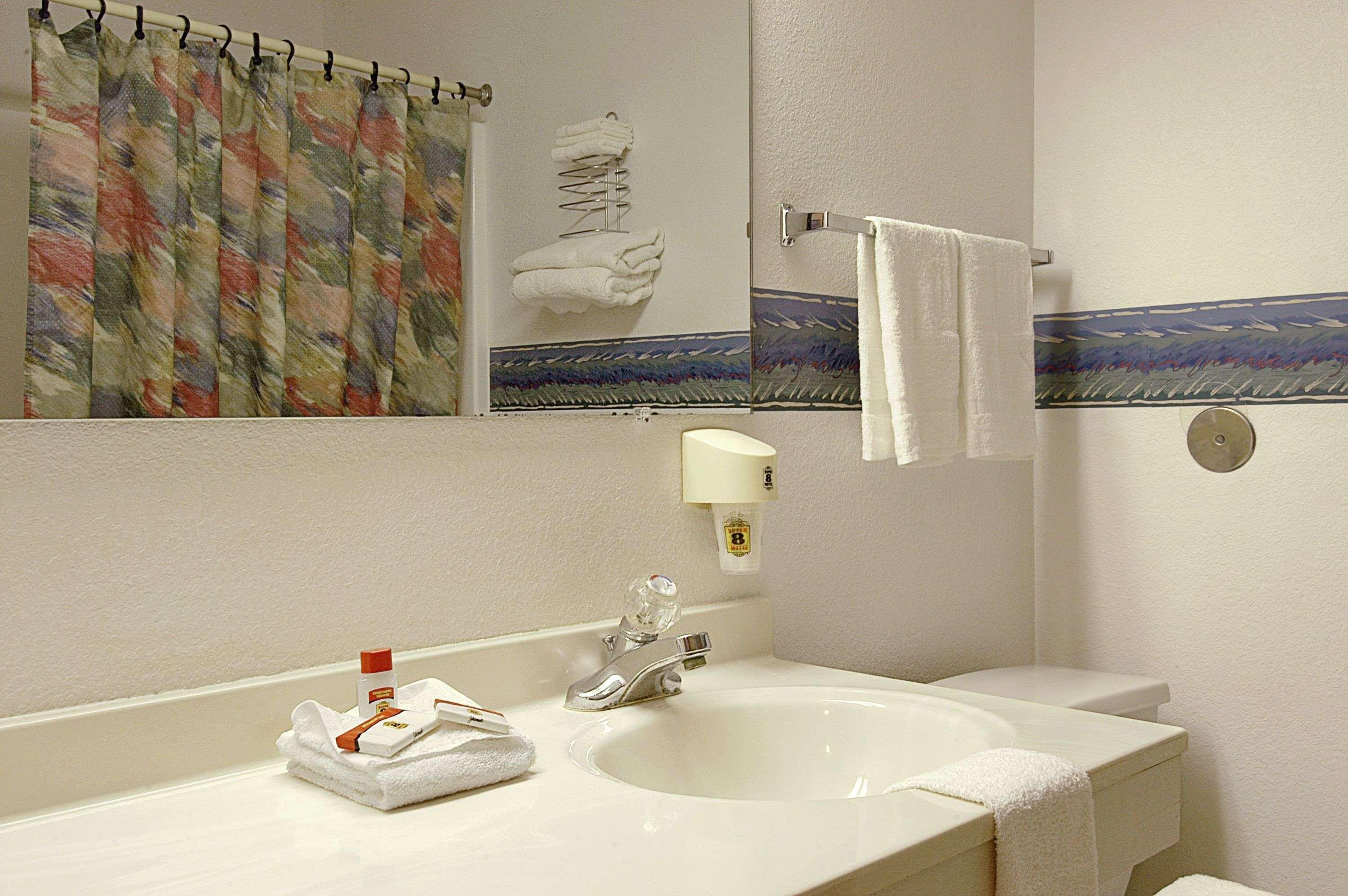 Motel Super 8 By Wyndham Omaha/West Dodge Extérieur photo