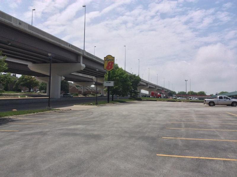 Motel Super 8 By Wyndham Omaha/West Dodge Extérieur photo